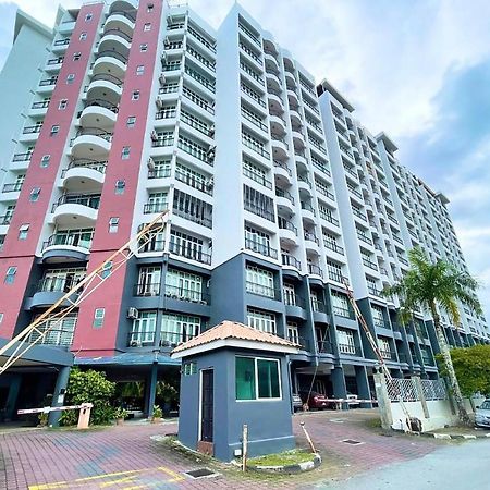 Lui Lui Comfy Condo In Great Location クア エクステリア 写真