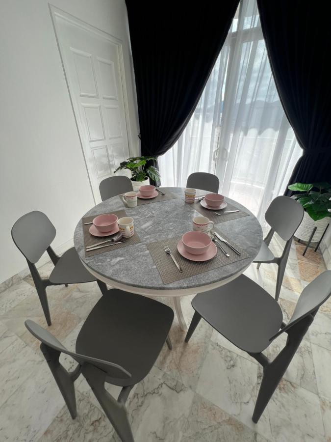 Lui Lui Comfy Condo In Great Location クア エクステリア 写真